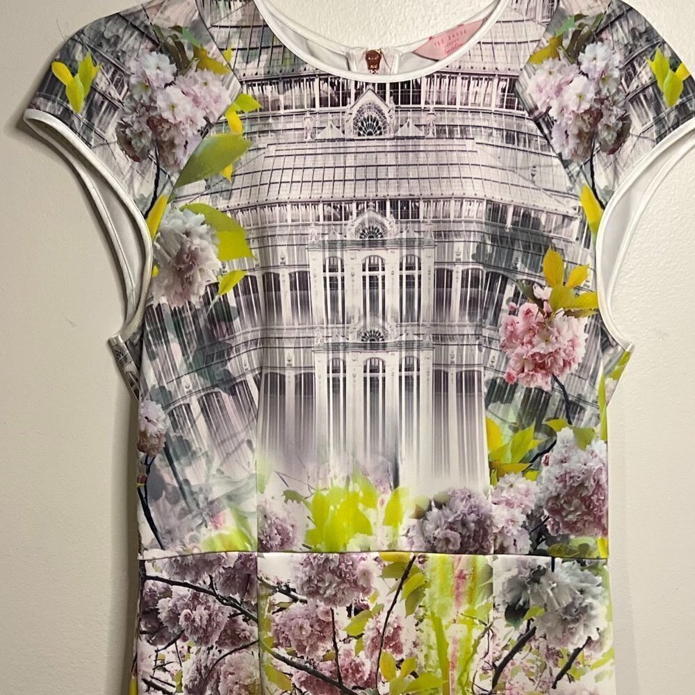Ted Baker London Knee length Dress Size M (8-10)
